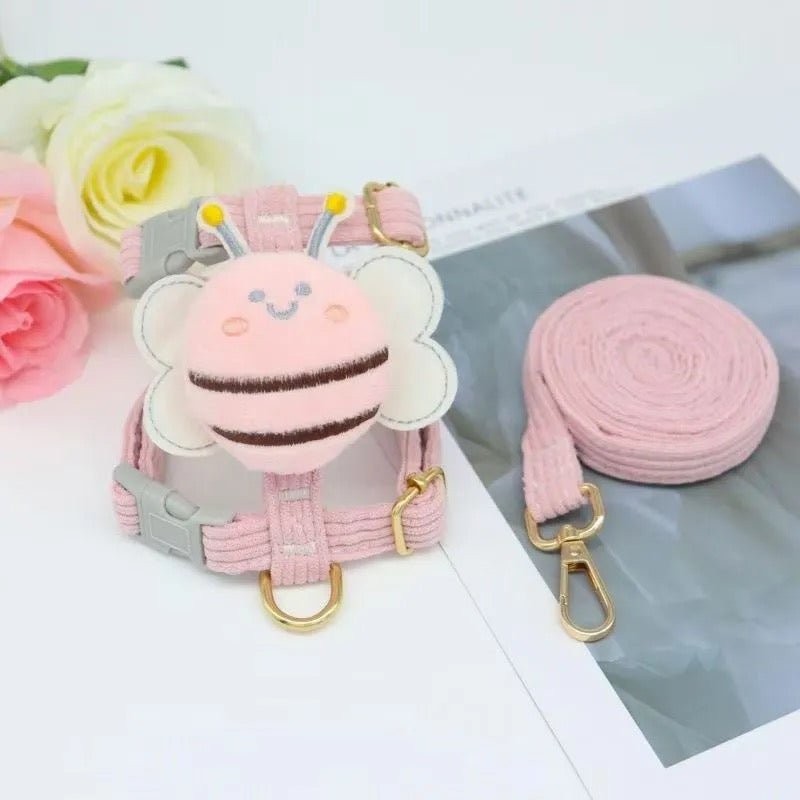 Buzzing with Style! Bee-Shaped Pet Leash - Adorable & Secure for Small Dogs & Cats
